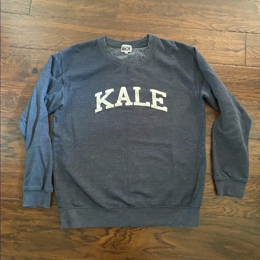 Sub_urban riot Kale 🥬 sweatshirt